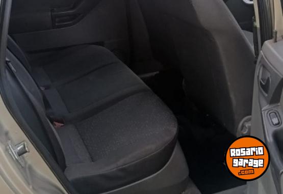 Autos - Chevrolet Meriva gl plus 2012 GNC 213000Km - En Venta