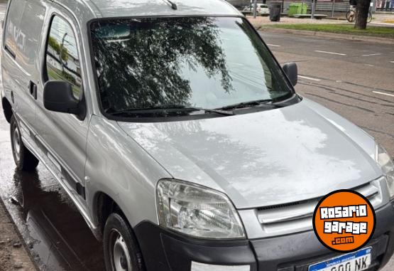 Utilitarios - Citroen berlingo 2016 Diesel 180000Km - En Venta