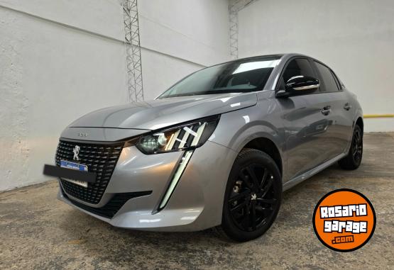 Autos - Peugeot 208 2023 Nafta 20000Km - En Venta