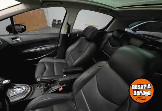 Autos - Peugeot 308 2012 Nafta 127000Km - En Venta