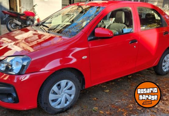 Autos - Toyota Etios X 2020 GNC 105000Km - En Venta