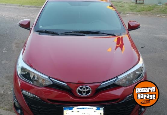 Autos - Toyota Xls 2021 Nafta 100000Km - En Venta