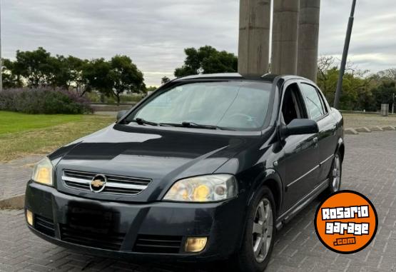 Autos - Chevrolet Astra GLS 2.0 2007 Nafta 140000Km - En Venta