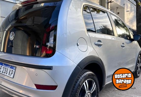 Autos - Volkswagen Cross up 1.0 TSI 2020 Nafta 105000Km - En Venta