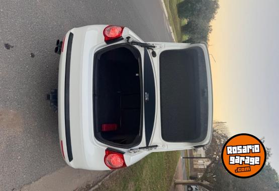 Autos - Volkswagen Vento 2.5 5cil 2010 Nafta 212000Km - En Venta