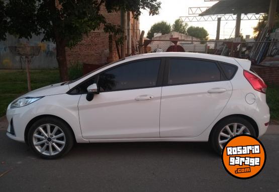 Autos - Ford Fiesta KD / SE 2018 Nafta 215000Km - En Venta