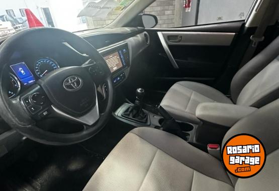 Autos - Toyota Corolla XEI 2017 Nafta 130000Km - En Venta