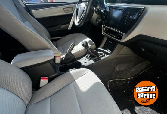 Autos - Toyota Corolla XEI 2017 Nafta 130000Km - En Venta