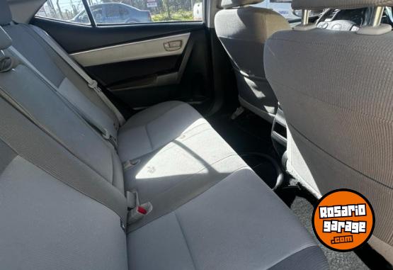 Autos - Toyota Corolla XEI 2017 Nafta 130000Km - En Venta