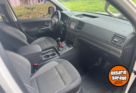 Camionetas - Volkswagen AMAROK COMFORTLINE 2.0 2021 Nafta 70000Km - En Venta