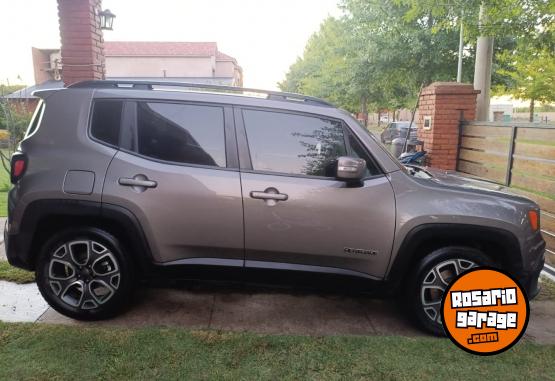 Camionetas - Jeep RENEGADE LONGITUDE 2018 Nafta 90000Km - En Venta