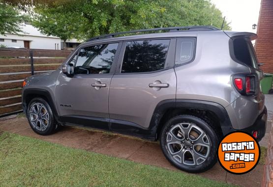 Camionetas - Jeep RENEGADE LONGITUDE 2018 Nafta 90000Km - En Venta