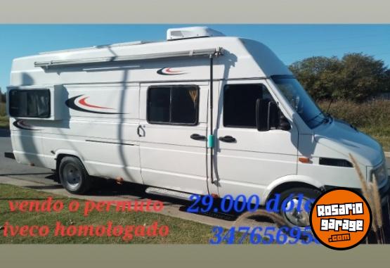 Camiones y Grúas - Vendo liquido motorhome - En Venta