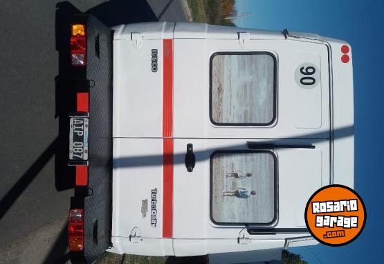 Camiones y Grúas - Vendo liquido motorhome - En Venta