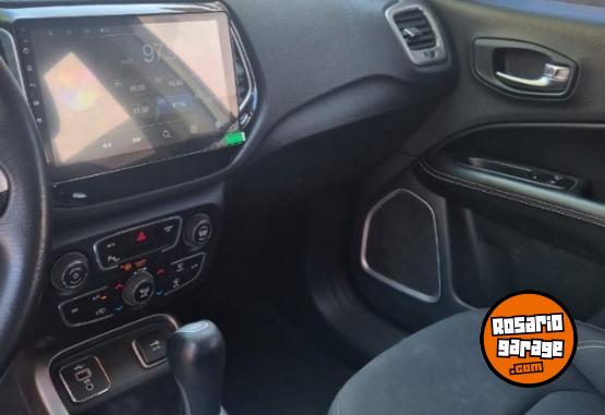 Camionetas - Jeep Jeep compass 1ra mano per 2019 Nafta 105000Km - En Venta