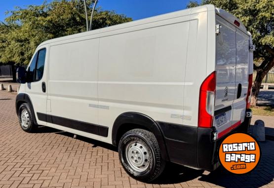 Utilitarios - Peugeot BOXER PREMIUM 2.2 HDI 2019 Diesel 150000Km - En Venta