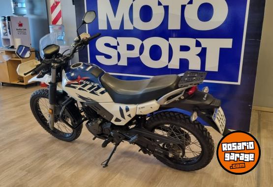 Motos - Hero XPULSE 200 2024 Nafta 6766Km - En Venta