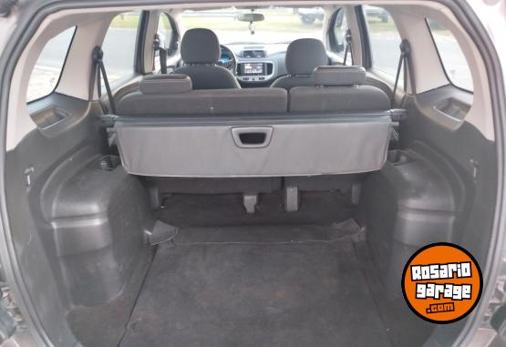 Autos - Chevrolet SPIN 2015 Nafta 115000Km - En Venta