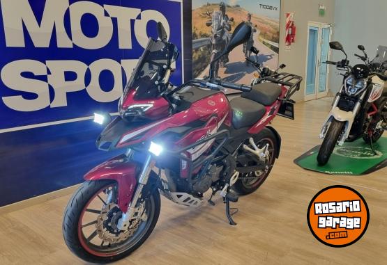 Motos - Benelli TRK 251 ABS 2024 Nafta 7598Km - En Venta