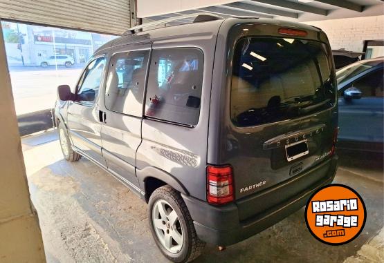 Utilitarios - Peugeot Partner Patagónica 2013 Nafta 101600Km - En Venta