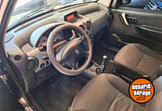 Utilitarios - Peugeot Partner Patagónica 2013 Nafta 101600Km - En Venta