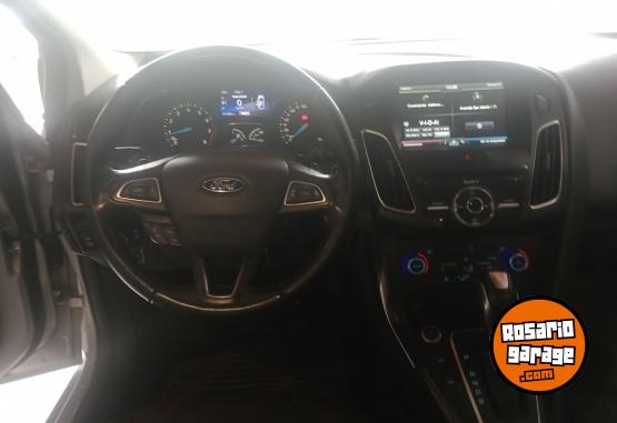 Autos - Ford Focus Titanium 2015 Nafta 90000Km - En Venta