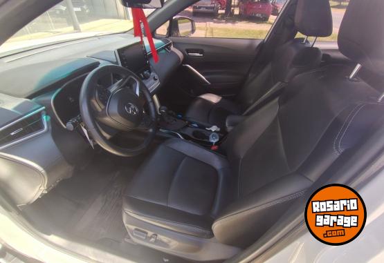 Autos - Toyota Corolla Cross SEG Híbrido 2021 Electrico / Hibrido 78000Km - En Venta