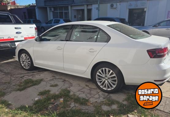 Autos - Volkswagen Vento 2018 Nafta 70000Km - En Venta