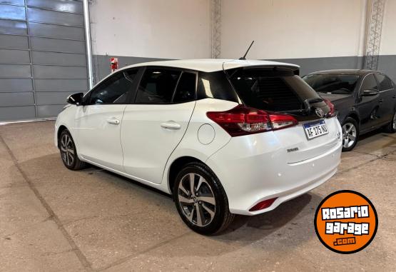 Autos - Toyota Yaris XLS Pack 1.5 2021 Nafta 70000Km - En Venta