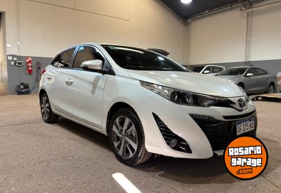 Autos - Toyota Yaris XLS Pack 1.5 2021 Nafta 70000Km - En Venta