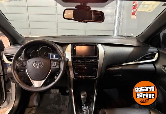 Autos - Toyota Yaris XLS Pack 1.5 2021 Nafta 70000Km - En Venta