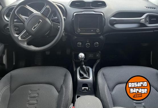Camionetas - Jeep Renegade Sport 1.8N 2024 Nafta 47000Km - En Venta