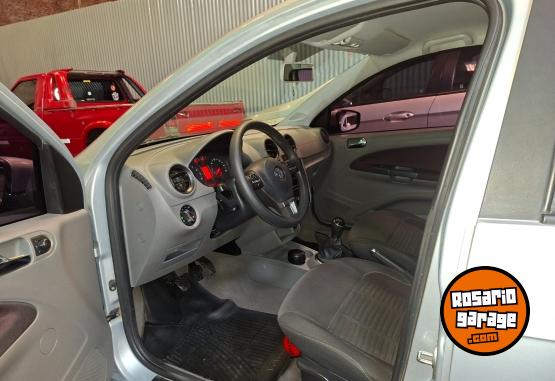 Autos - Volkswagen Voyage Highline 1.6 2016 Nafta 123500Km - En Venta