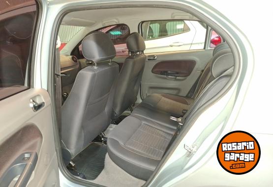 Autos - Volkswagen Voyage Highline 1.6 2016 Nafta 123500Km - En Venta