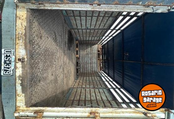 Camiones y Gr�as - VENDO 1521 muy buen estado - En Venta