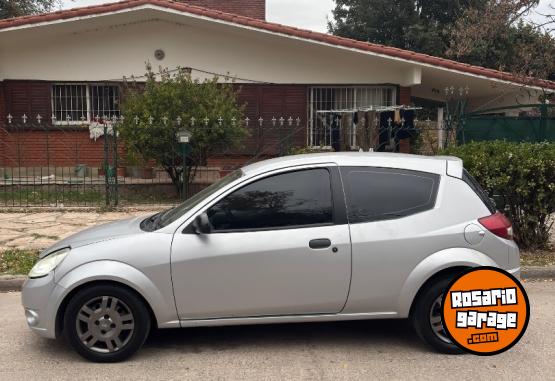 Autos - Ford KA 2010 Nafta 90000Km - En Venta