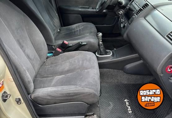Autos - Nissan TIIDA 4Ptas  1.8 N VISIA 2008 Nafta 165000Km - En Venta
