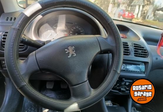 Autos - Peugeot 206 2008 Nafta 170000Km - En Venta