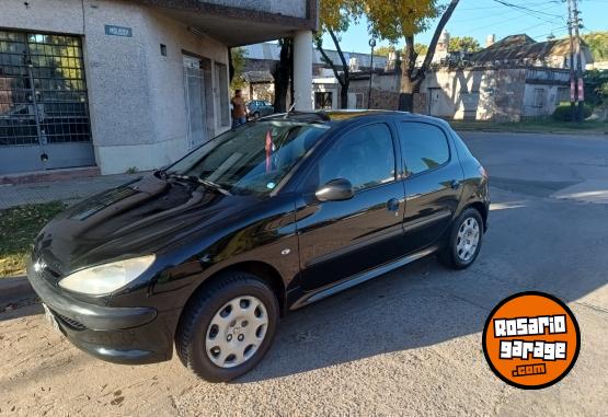 Autos - Peugeot 206 2008 Nafta 170000Km - En Venta