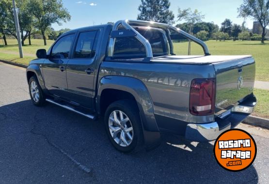 Camionetas - Volkswagen AMAROK V6 HIGHLINE 2022 Diesel 85000Km - En Venta