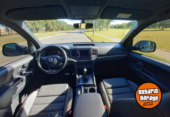 Camionetas - Volkswagen AMAROK V6 HIGHLINE 2022 Diesel 85000Km - En Venta