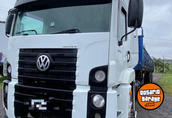 Camiones y Grúas - VOLKSWAGUEN 19-320 - En Venta