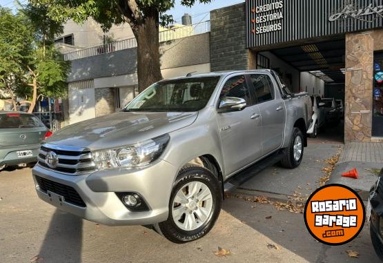 Camionetas - Toyota HILUX 2.8 SRV 4X4 2017 Diesel 188000Km - En Venta