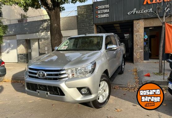 Camionetas - Toyota HILUX 2.8 SRV 4X4 2017 Diesel 188000Km - En Venta
