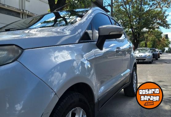Camionetas - Ford Ecosport Titanium 2014 Nafta 160000Km - En Venta