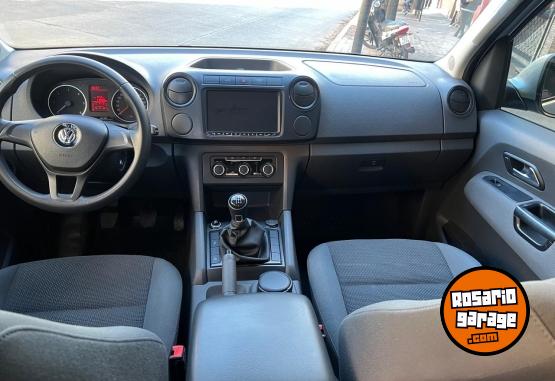 Camionetas - Volkswagen Amarok 180 cv 2015 Diesel 115000Km - En Venta