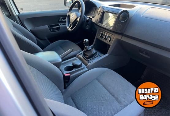 Camionetas - Volkswagen Amarok 180 cv 2015 Diesel 115000Km - En Venta