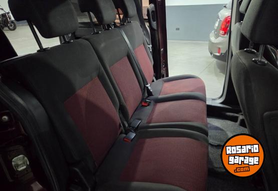 Utilitarios - Fiat Doblo active 2015 Nafta 151000Km - En Venta