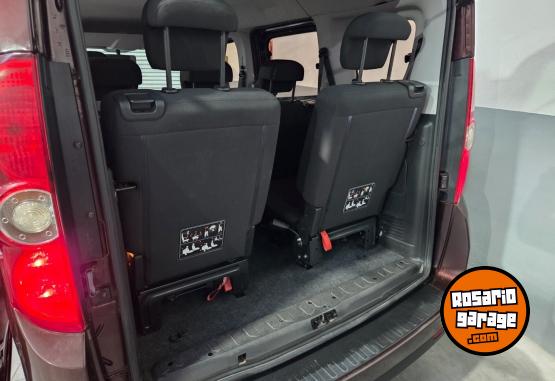 Utilitarios - Fiat Doblo active 2015 Nafta 151000Km - En Venta