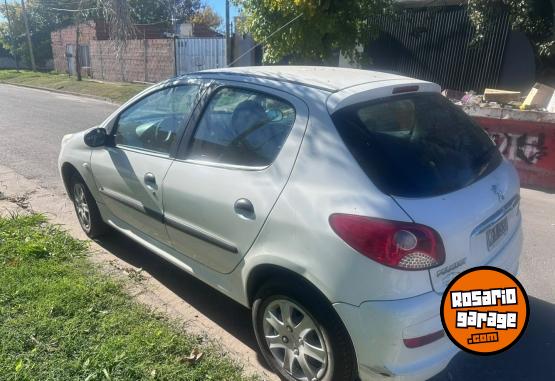 Autos - Peugeot 2013 2013 Nafta 145000Km - En Venta